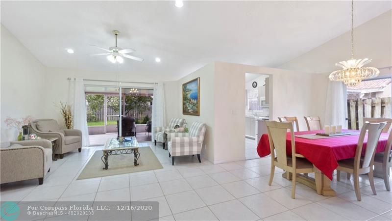 Coral Bay Margate, FL 33063 - Photo 11 of 31