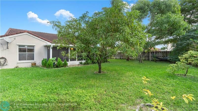 Coral Bay Margate, FL 33063 - Photo 3 of 31