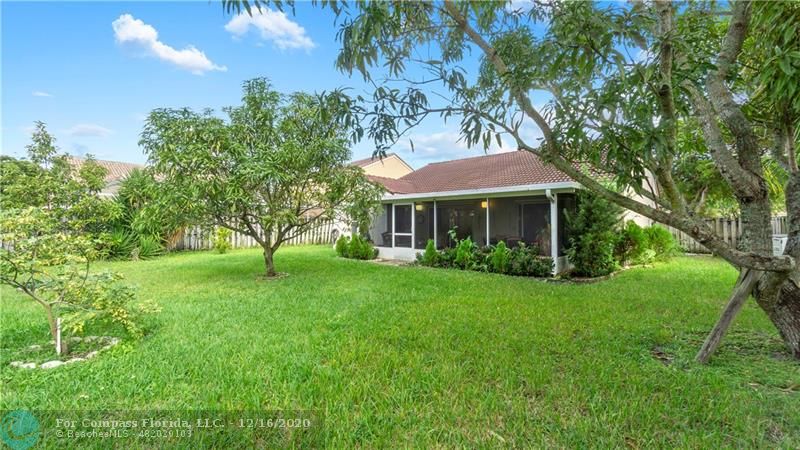 Coral Bay Margate, FL 33063 - Photo 5 of 31