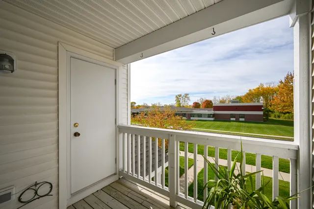 $175,000 | 1425 McClure Road, Unit 1425, Aurora, IL 60505