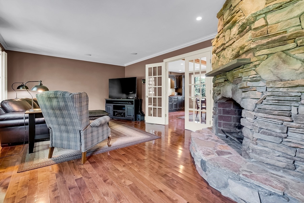 35 Marble Road Spencer, MA 01562 - Photo 4 of 41 Gallery Image 4