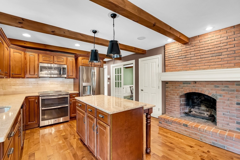35 Marble Road Spencer, MA 01562 - Photo 9 of 41 Gallery Image 9