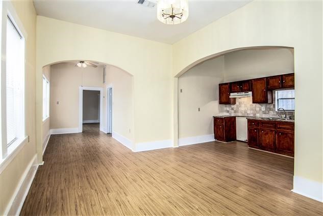 2115 Radcliffe Street Houston, TX 77007 - Photo 4 of 15