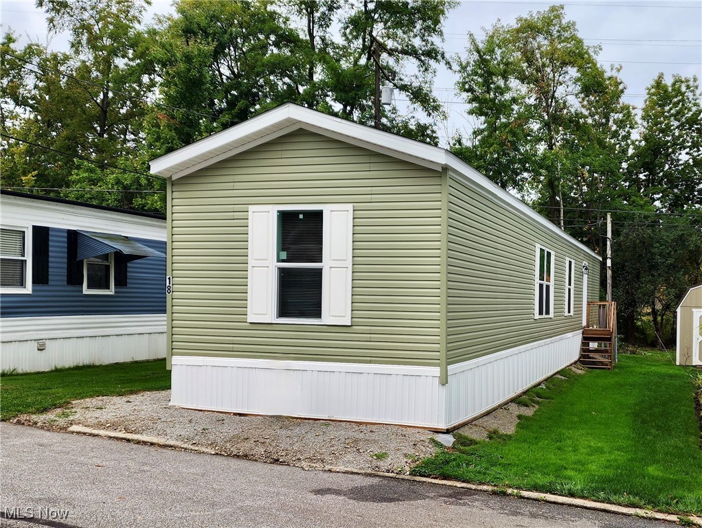 8323 Eagle Road, Unit 18 Willoughby, OH 44094 - Photo 2 of 29