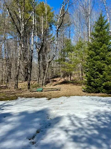 $59,900 | 1 Katie Crotch Road, Embden, ME 04958