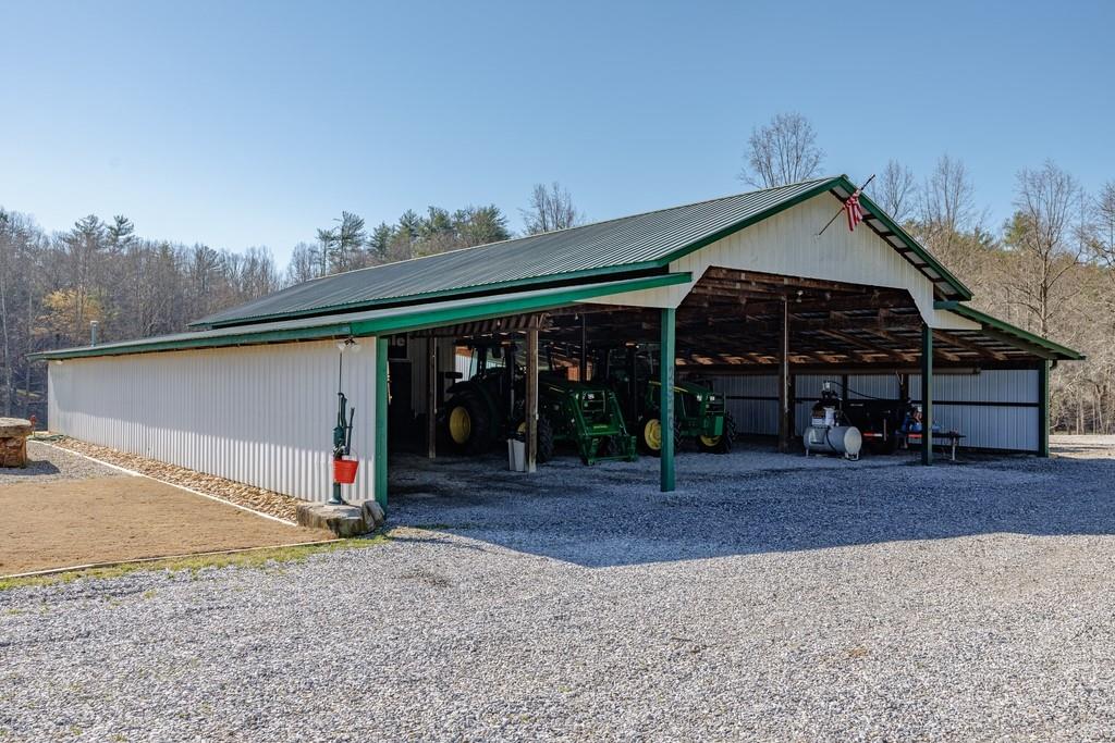 2320 Hardman Road Clarkesville, GA 30523 - Photo 19 of 53 a view of a house