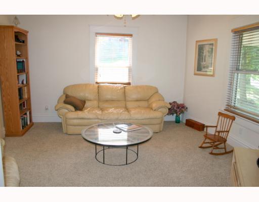 141 Savannah Gardner Road New Castle, PA 16101 - Photo 4 of 18 Living Room. Living room features newer neutral carpet