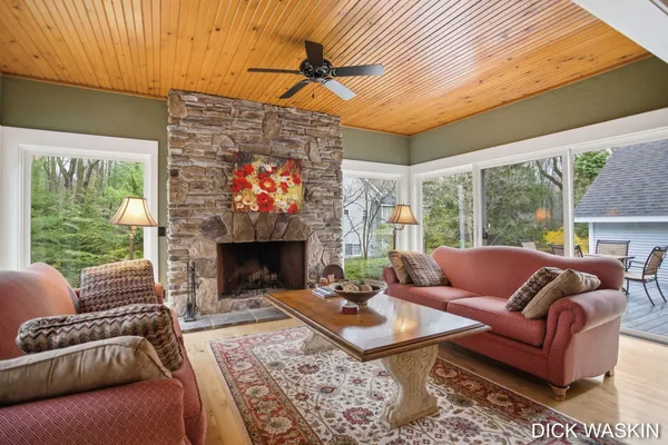 $919,000 | 6515 Clearbrook Drive, Saugatuck, MI 49453