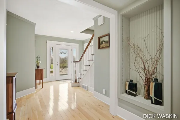 $919,000 | 6515 Clearbrook Drive, Saugatuck, MI 49453