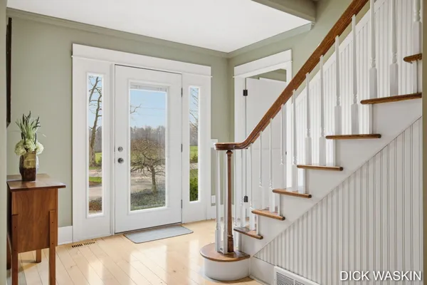 $919,000 | 6515 Clearbrook Drive, Saugatuck, MI 49453