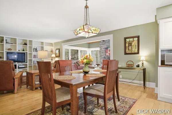 $919,000 | 6515 Clearbrook Drive, Saugatuck, MI 49453