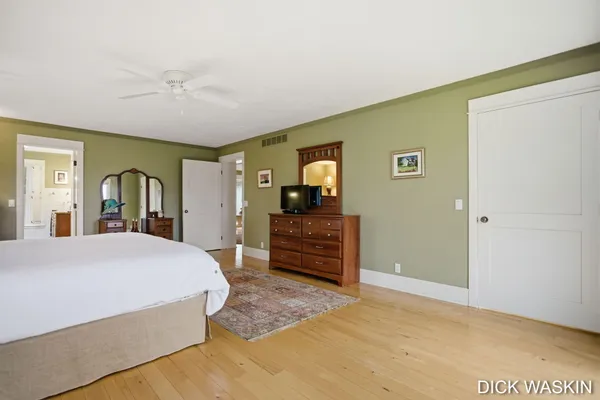 $919,000 | 6515 Clearbrook Drive, Saugatuck, MI 49453