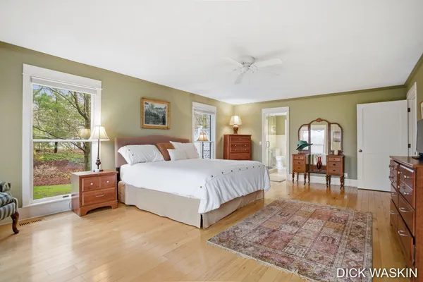 $919,000 | 6515 Clearbrook Drive, Saugatuck, MI 49453
