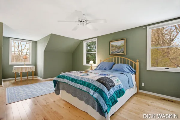 $919,000 | 6515 Clearbrook Drive, Saugatuck, MI 49453