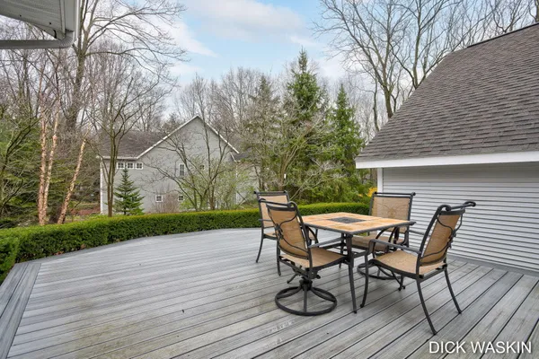 $919,000 | 6515 Clearbrook Drive, Saugatuck, MI 49453