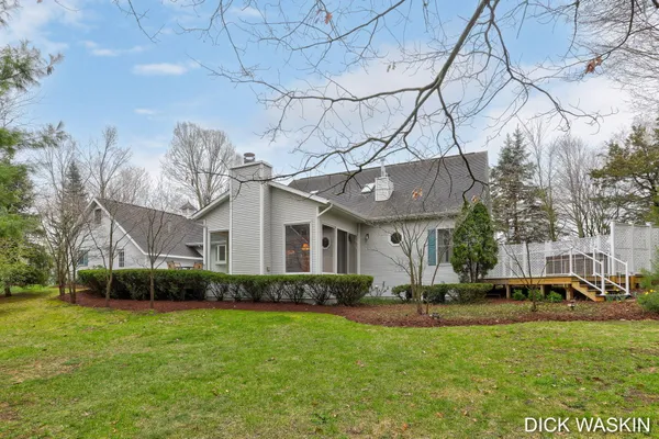 $919,000 | 6515 Clearbrook Drive, Saugatuck, MI 49453