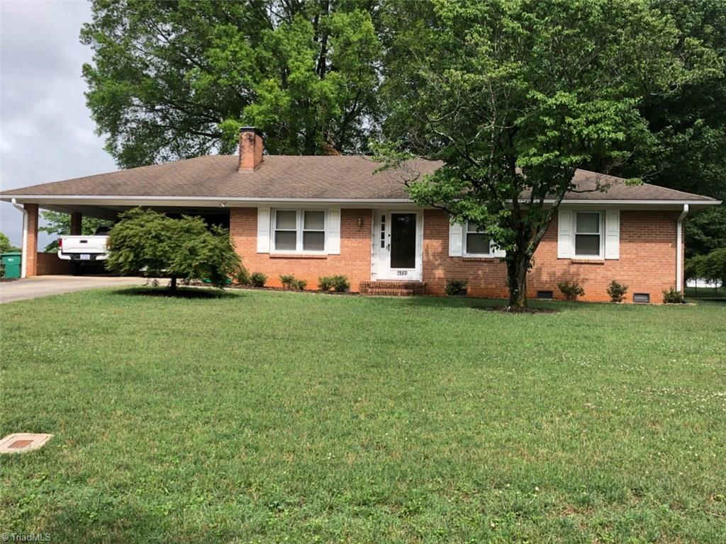 4521 Kinnamon Road Clemmons, NC 27103 - Photo 1 of 11 Gallery Image 1