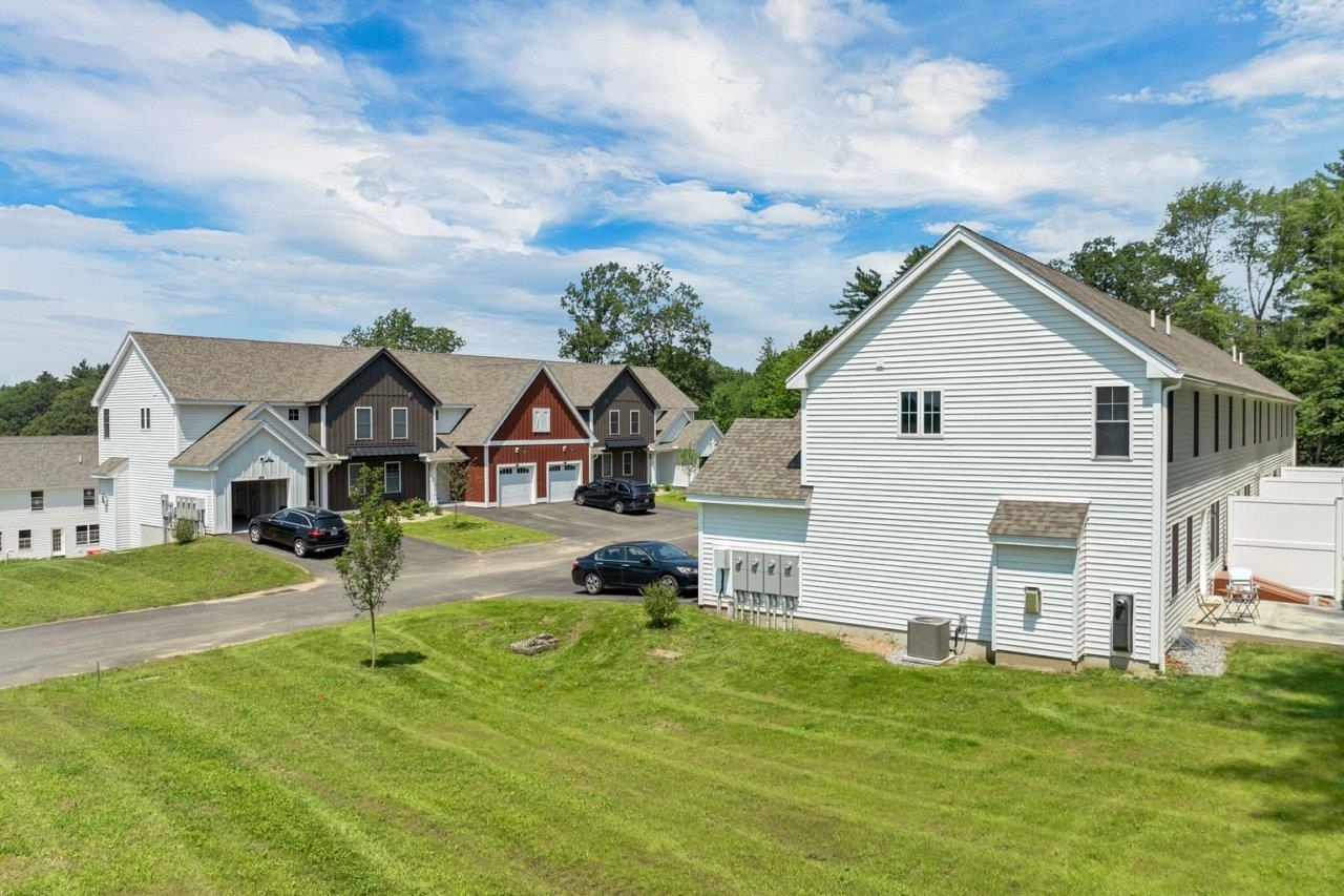 9 C Mustang Drive, Unit C Litchfield, NH 03052 - Photo 10 of 60