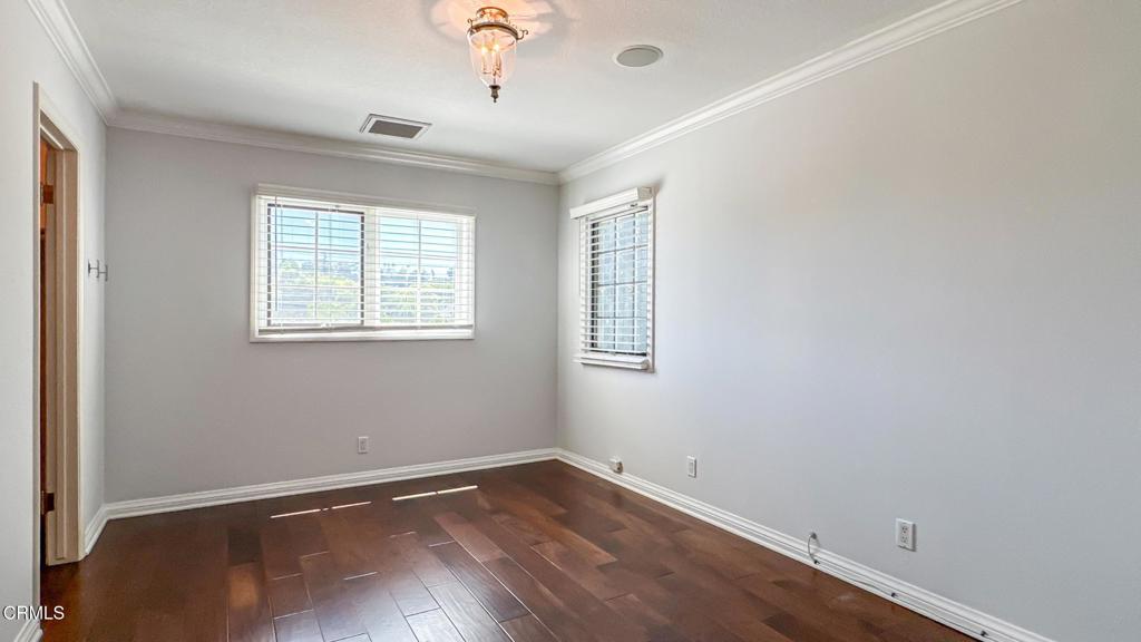 209 San Miguel Road Pasadena, CA 91105 - Photo 23 of 37 23
