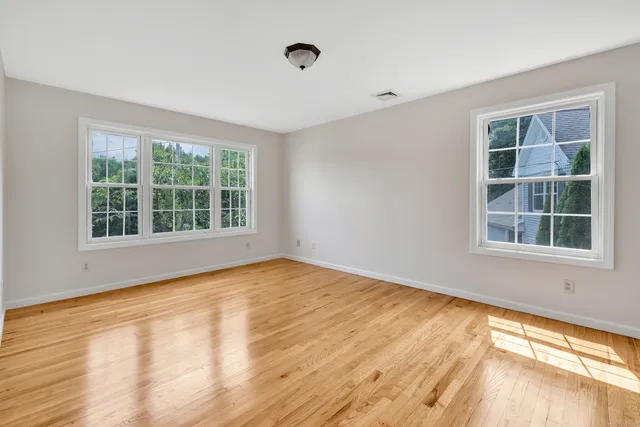 $3,500 | 18 Kathryn Drive, Bridgeport, CT 06610