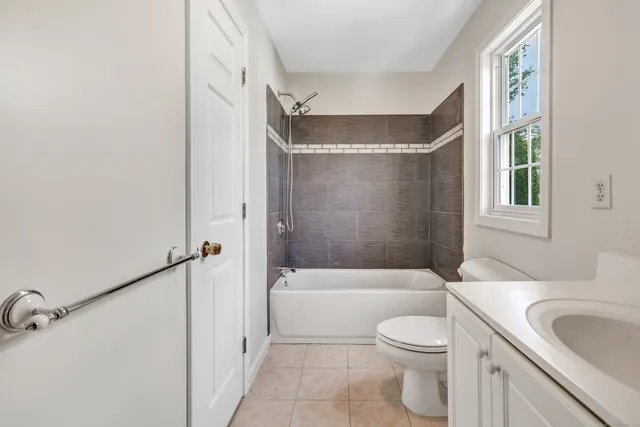 $3,500 | 18 Kathryn Drive, Bridgeport, CT 06610