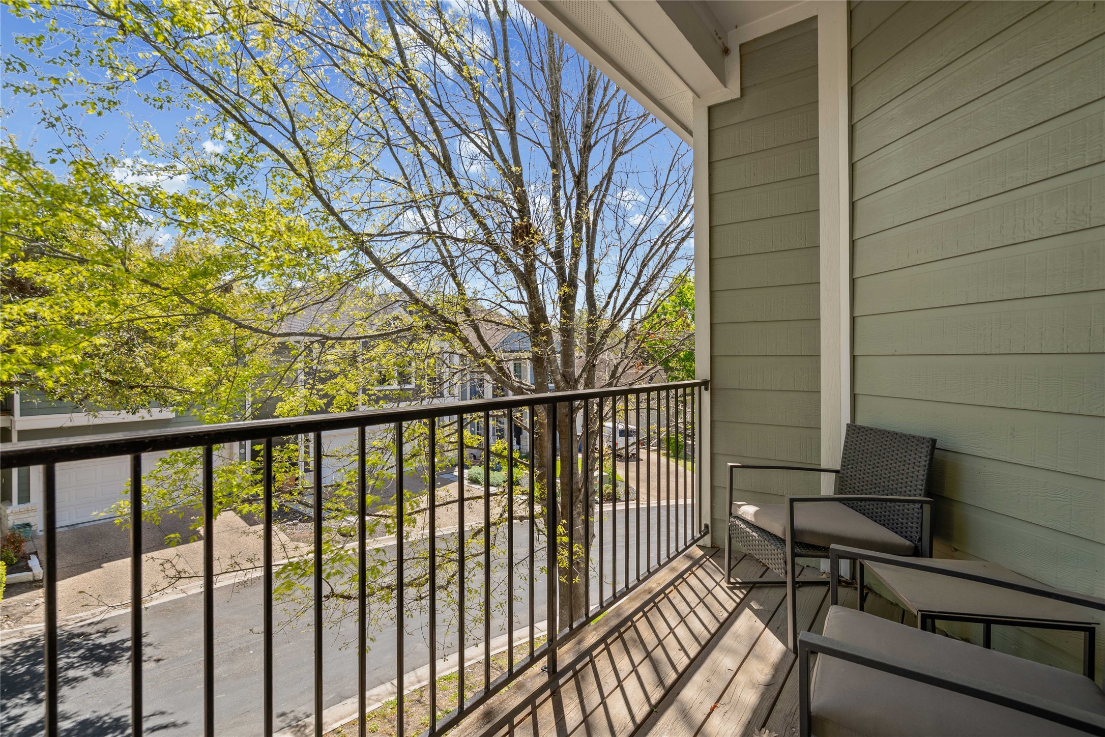 411 West St Elmo Road, Unit 24 Austin, TX 78745 - Photo 13 of 29 View of balcony