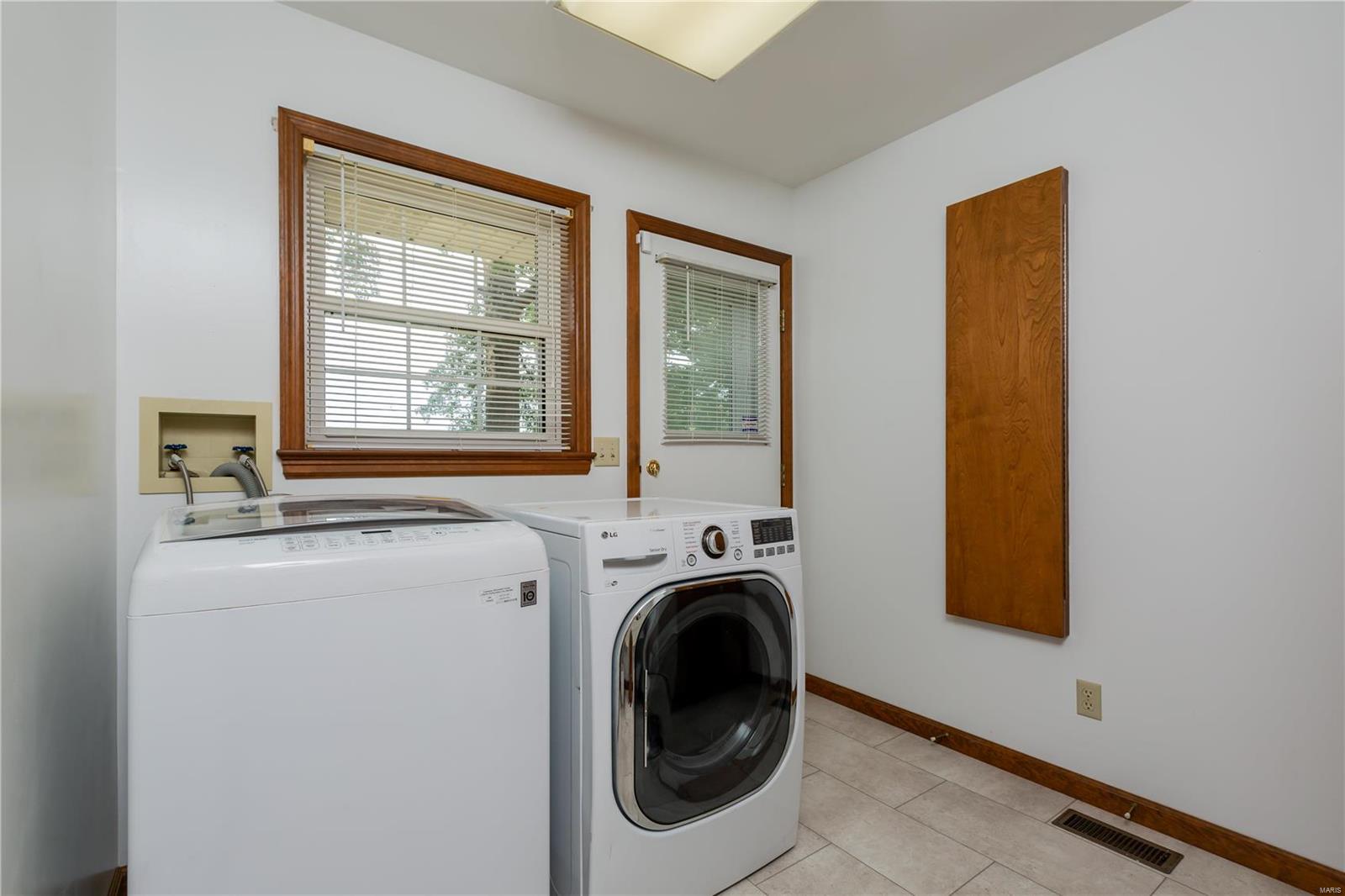 955 Coal Bank Road St. Louis, MO 63138 - Photo 13 of 30 Gallery Image 13