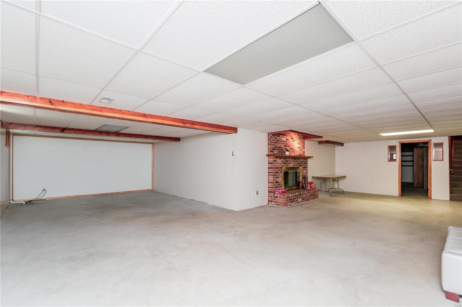 955 Coal Bank Road St. Louis, MO 63138 - Photo 24 of 30 Gallery Image 24