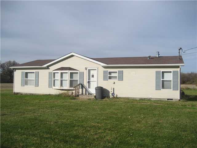 13650 Cleveland Road Southwest Pataskala, OH 43062 - Photo 2 of 5