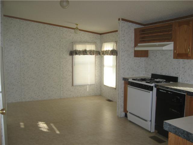 13650 Cleveland Road Southwest Pataskala, OH 43062 - Photo 4 of 5