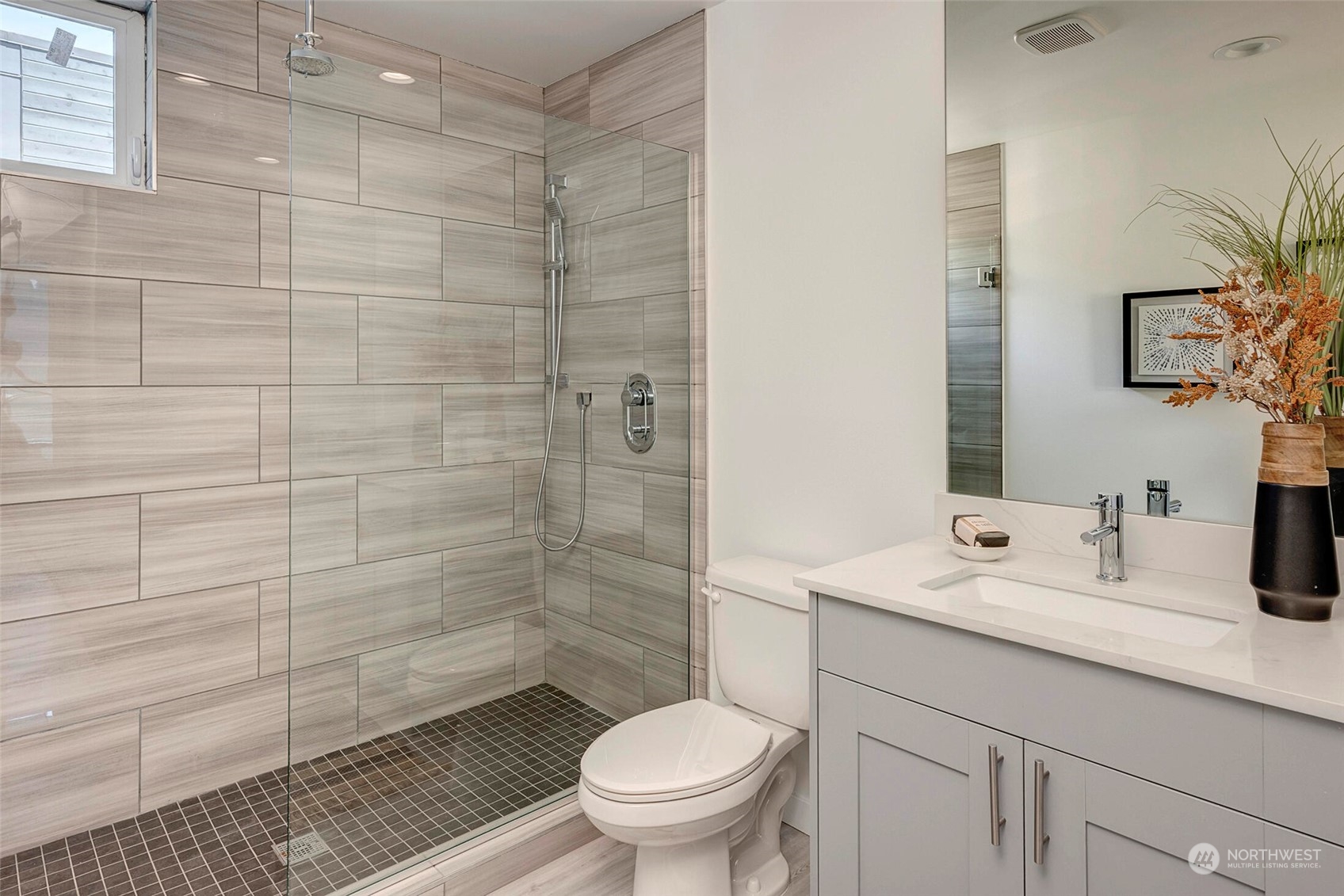 2709 East Yesler Way, Unit B Seattle, WA 98122 - Photo 20 of 27