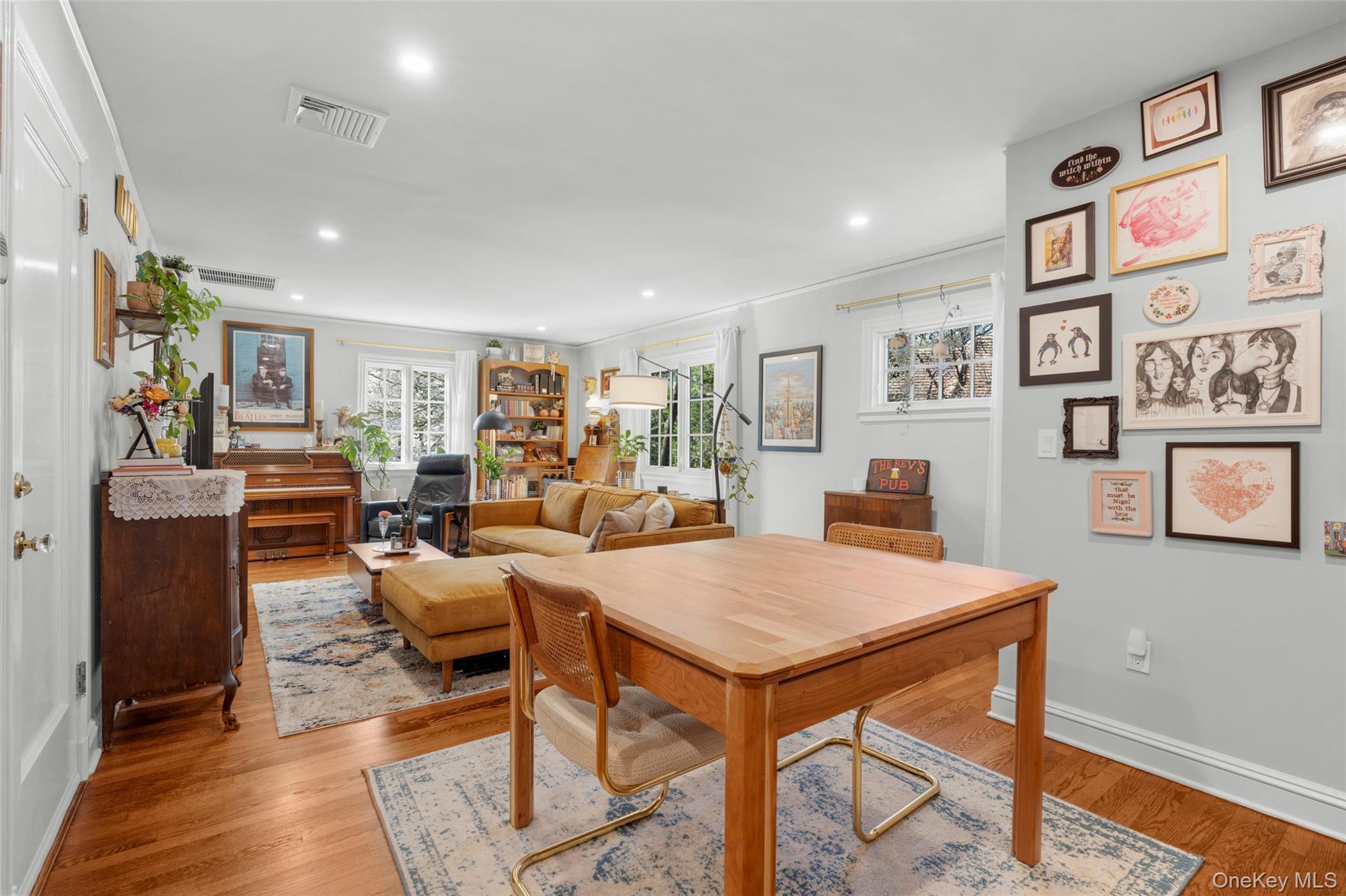 58 Burkewood Road Mount Vernon, NY 10552 - Photo 20 of 43 a living room with furniture and a table