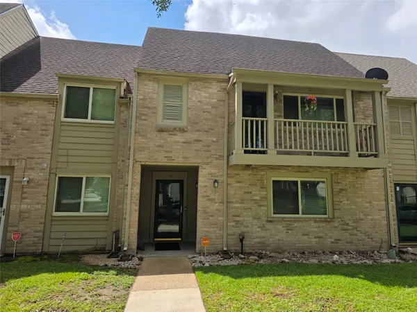 $1,900 | 2114 Greenbriar Colony Drive, Houston, TX 77032