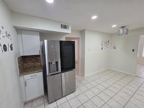 $1,900 | 2114 Greenbriar Colony Drive, Houston, TX 77032