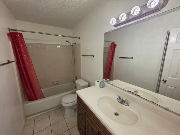 $1,900 | 2114 Greenbriar Colony Drive, Houston, TX 77032