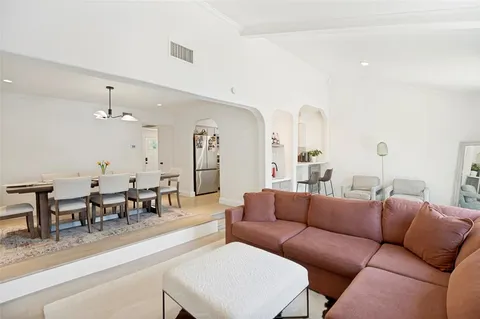 $349,000 | 2716 Meadowstone Court, Carrollton, TX 75006