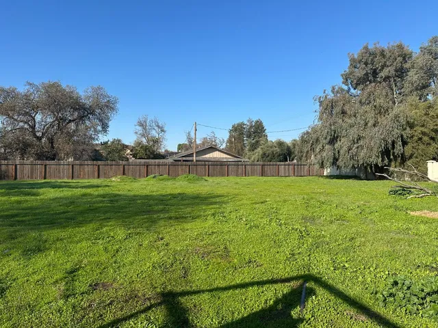 $295,000 | 977 Canyon Drive, Modesto, CA 95351