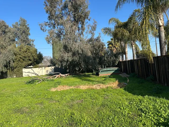 $295,000 | 977 Canyon Drive, Modesto, CA 95351