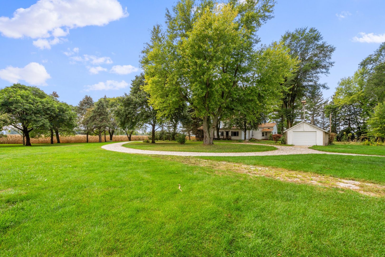 560 B Vilmin Road Plano, IL 60545 - Photo 35 of 36 a huge green field with lots of trees