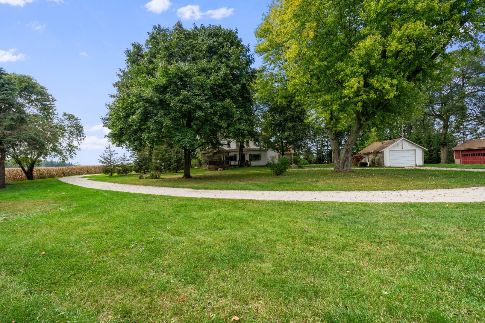 560 B Vilmin Road Plano, IL 60545 - Photo 6 of 36 a view of a park with large trees