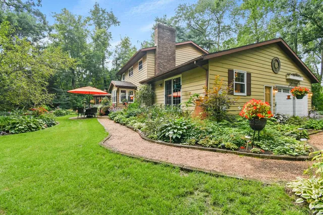 $550,000 | 3085 Bruin Road, Sun Prairie, WI 53590