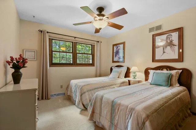 $550,000 | 3085 Bruin Road, Sun Prairie, WI 53590