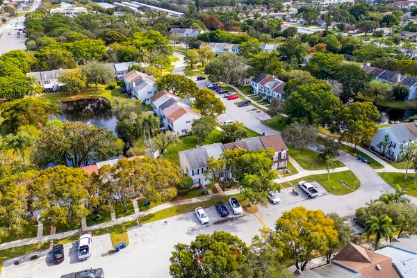 $295,000 | 407 Georgian Park Drive, Jupiter, FL 33458