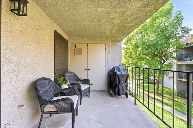 $450,000 | 246 East Fern Avenue, Unit 109, Redlands, CA 92373