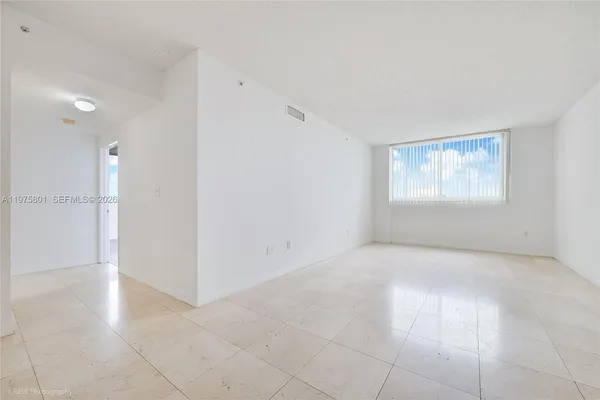 $2,450 | 5099 Northwest 7th Street, Unit TS01, Miami, FL 33126