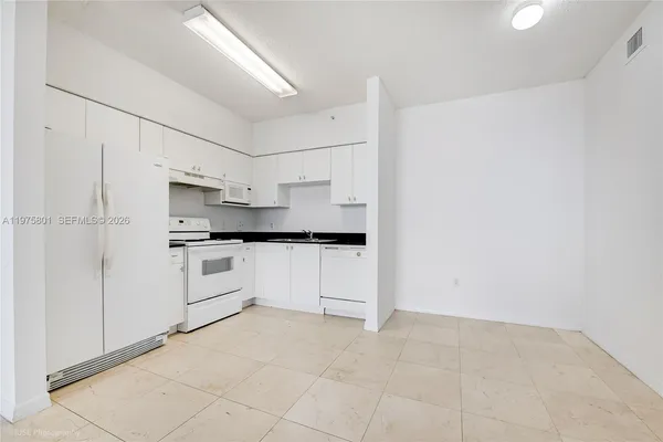 $2,450 | 5099 Northwest 7th Street, Unit TS01, Miami, FL 33126