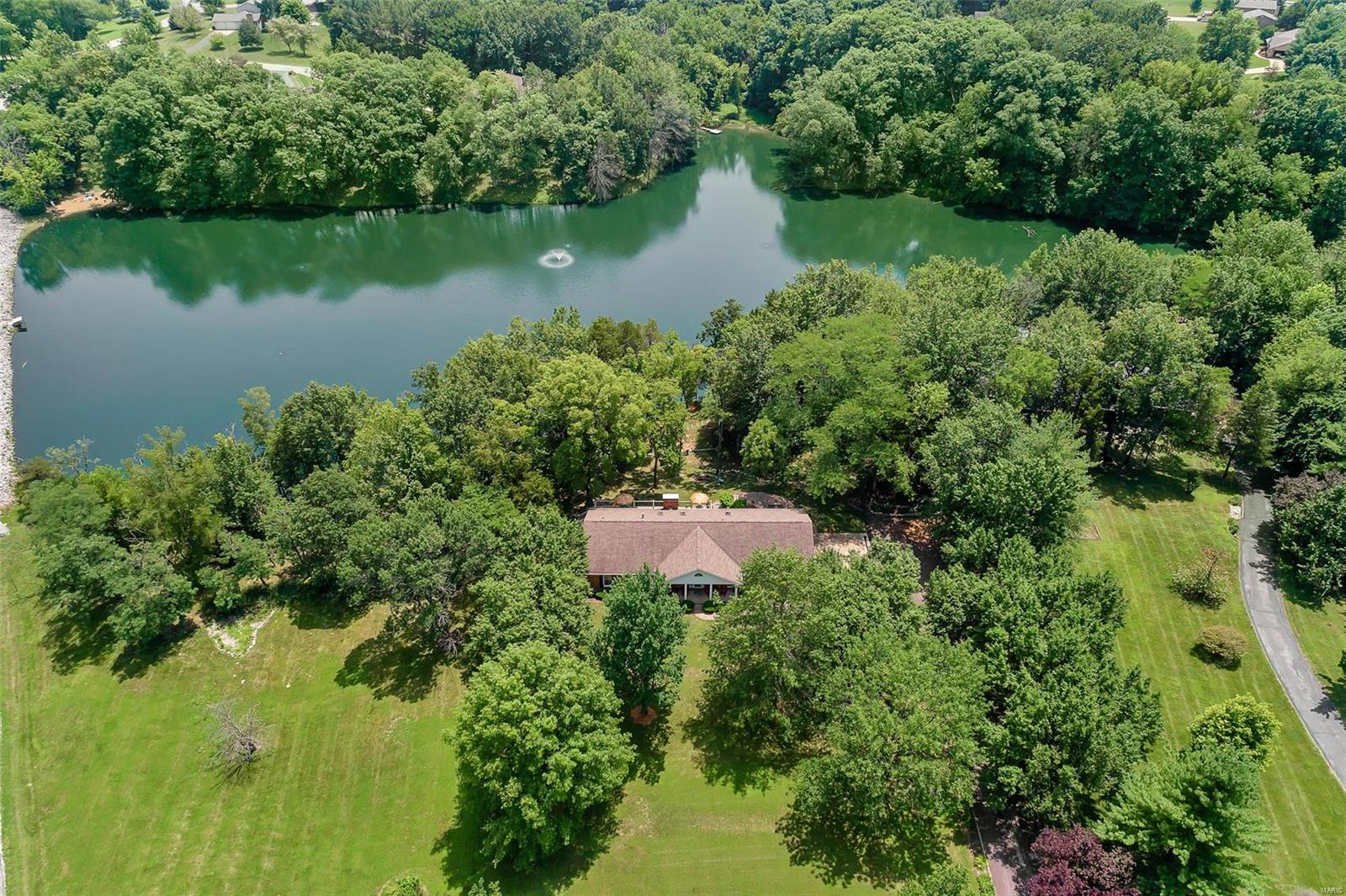 4 Arrowhead Court Waterloo, IL 62298 - Photo 38 of 45