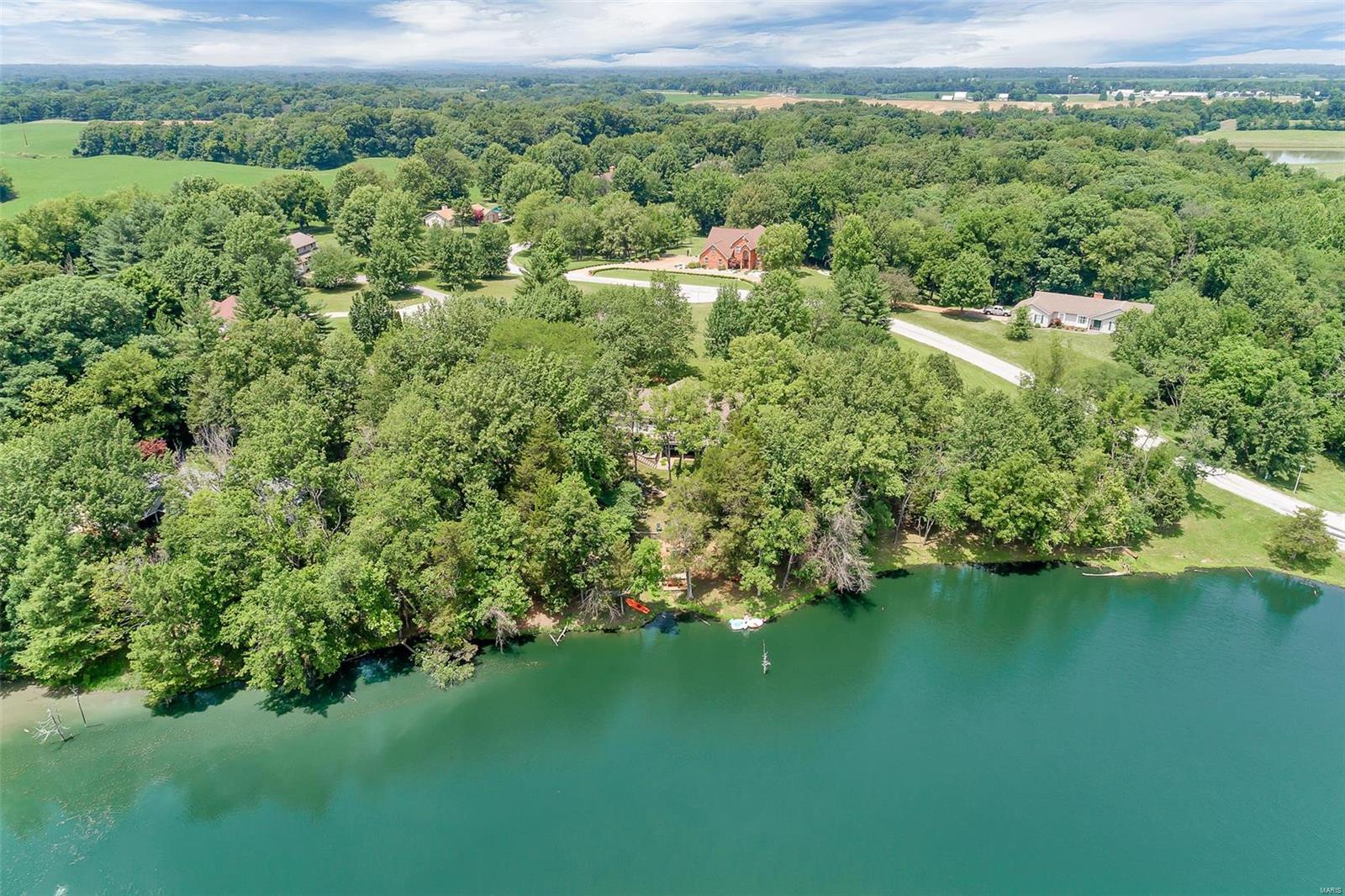 4 Arrowhead Court Waterloo, IL 62298 - Photo 5 of 45