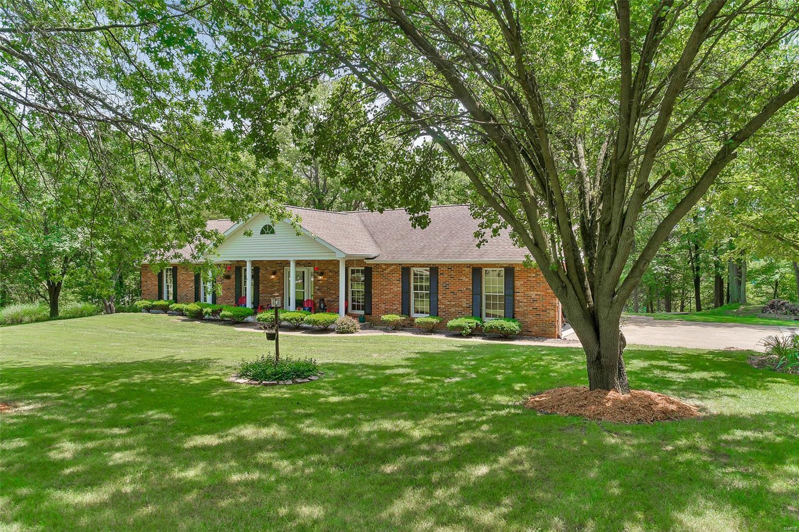 4 Arrowhead Court Waterloo, IL 62298 - Photo 8 of 45