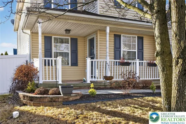 $469,900 | 275 Crown Drive, Easton, PA 18040